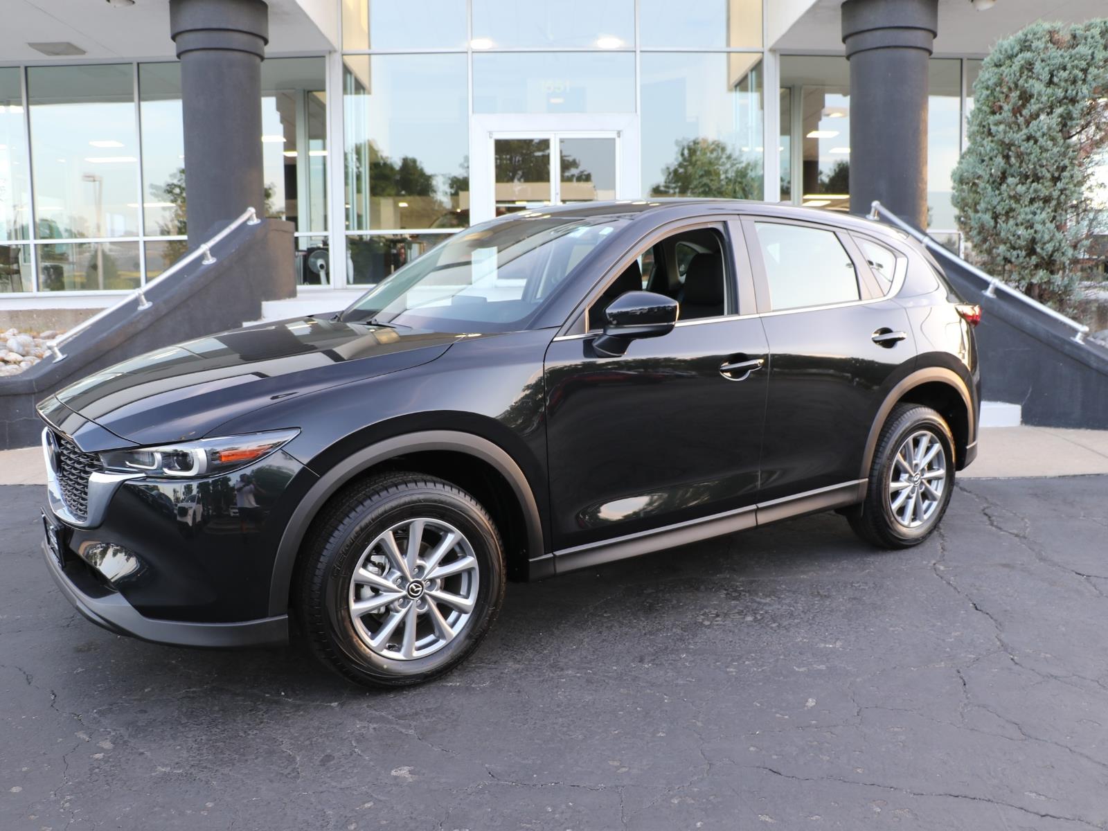 2025 Mazda CX-5 S Auto AWD's photo