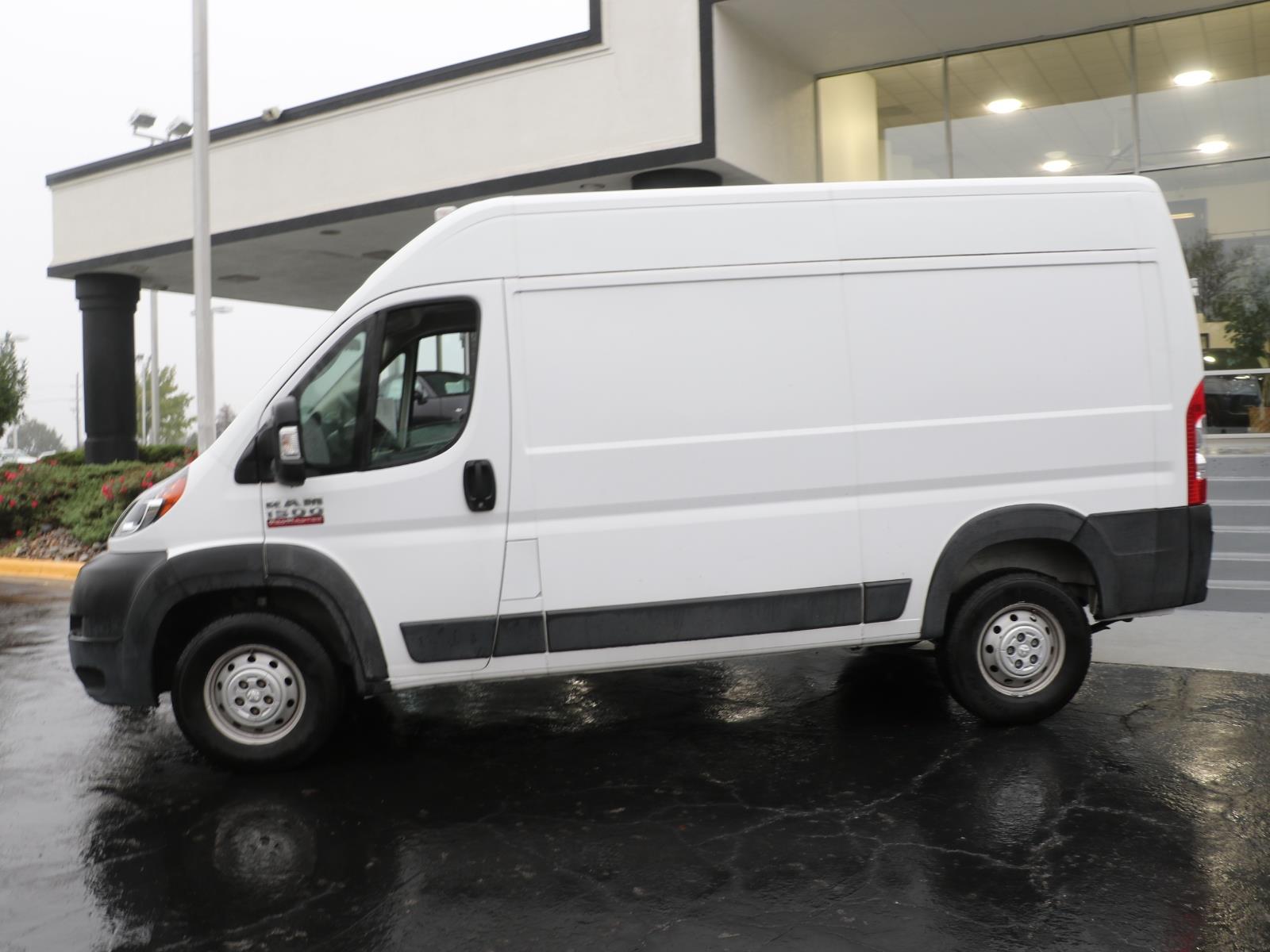 Used 2020 RAM ProMaster Cargo Van Base with VIN 3C6TRVBG9LE138357 for sale in Kansas City