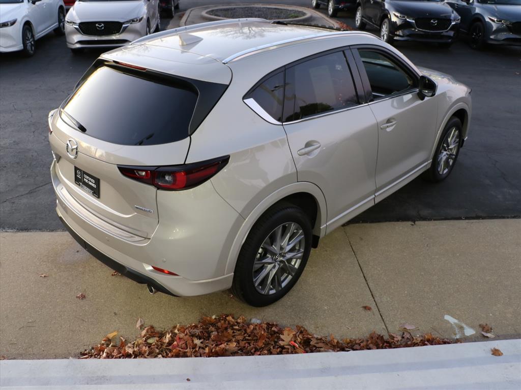 2025 Mazda CX-5 2.5 Premium Plus photo 3