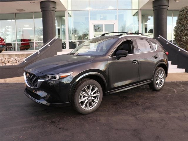 2025 Mazda CX-5 S Premium Plus package's photo