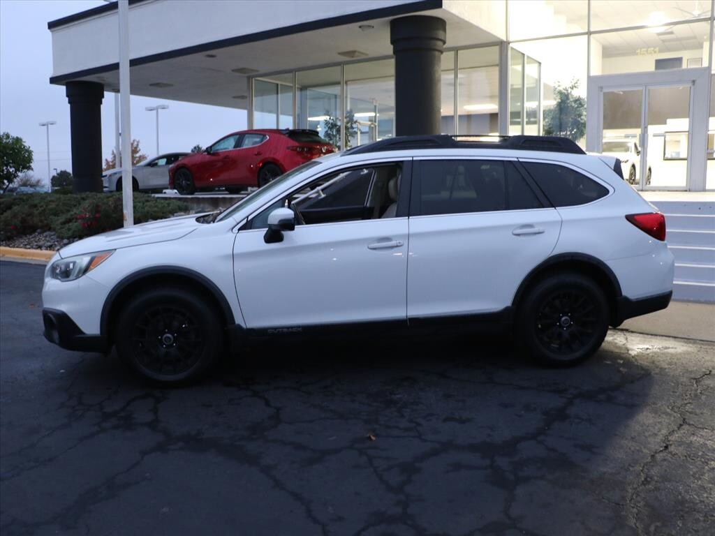 Used 2016 Subaru Outback 2.5i Limited SUV