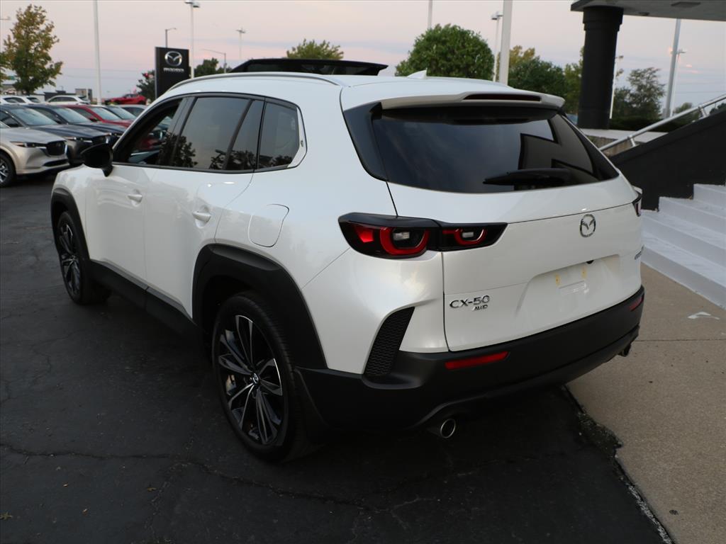 2024 Mazda CX-50 2.5 Premium Plus photo 3