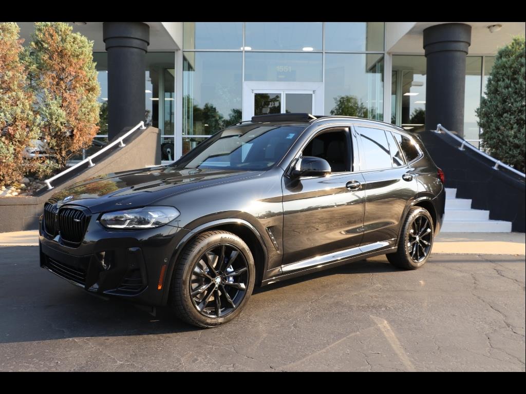 2023 BMW X3 40i's photo