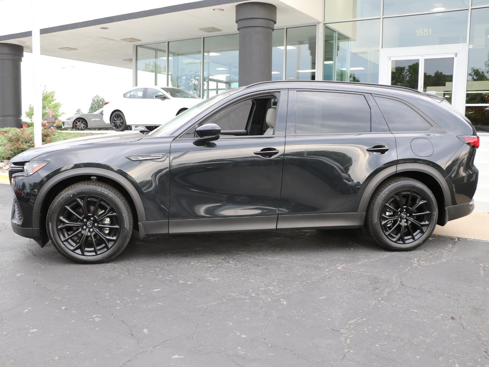 Used 2025 Mazda CX-70 Premium Package with VIN JM3KJDHDXS1117769 for sale in Kansas City