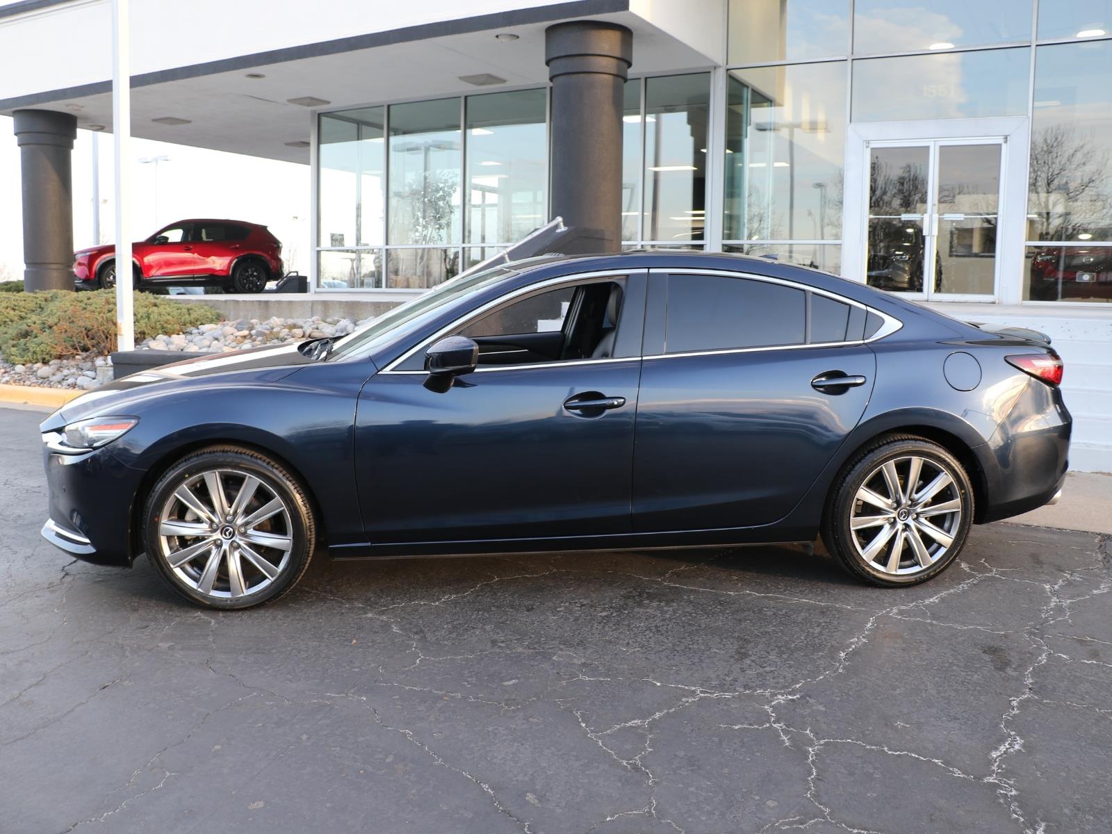 Used 2021 Mazda MAZDA6 Signature with VIN JM1GL1XY1M1611422 for sale in Kansas City