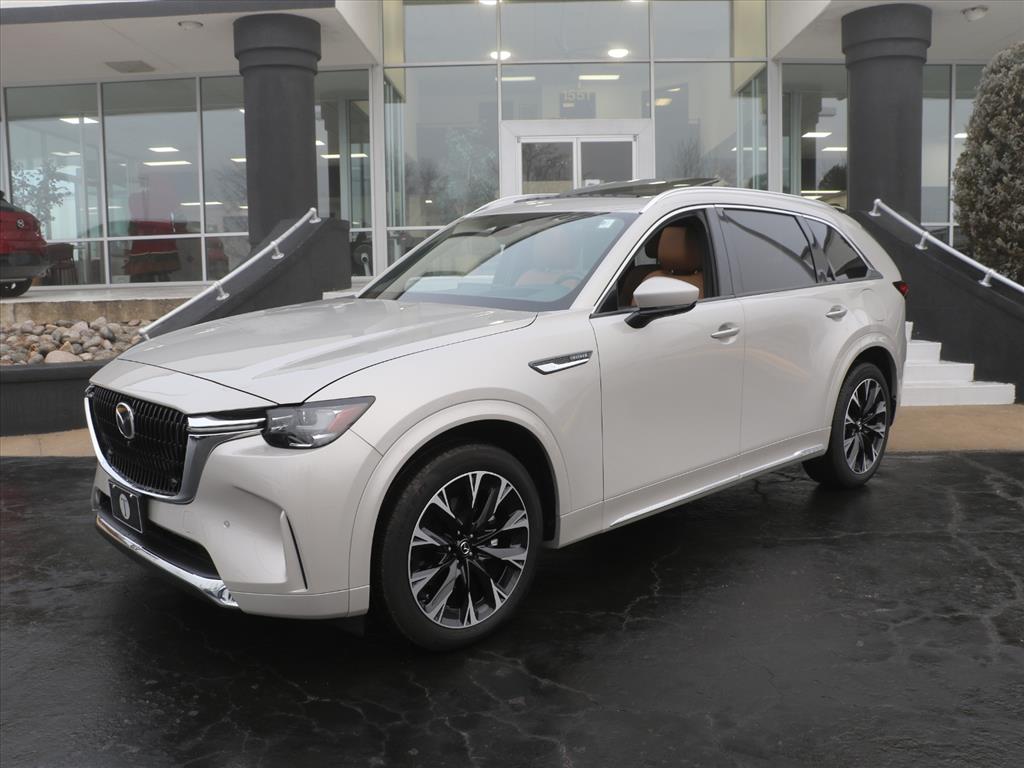 2025 Mazda CX-90 Premium Plus Package's photo