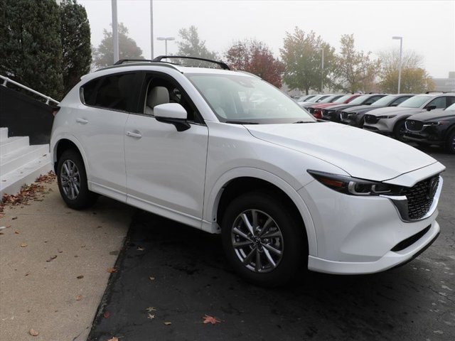 2025 Mazda CX-5 S Preferred package - Photo 6