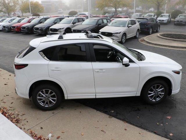 2025 Mazda CX-5 S Preferred package - Photo 5