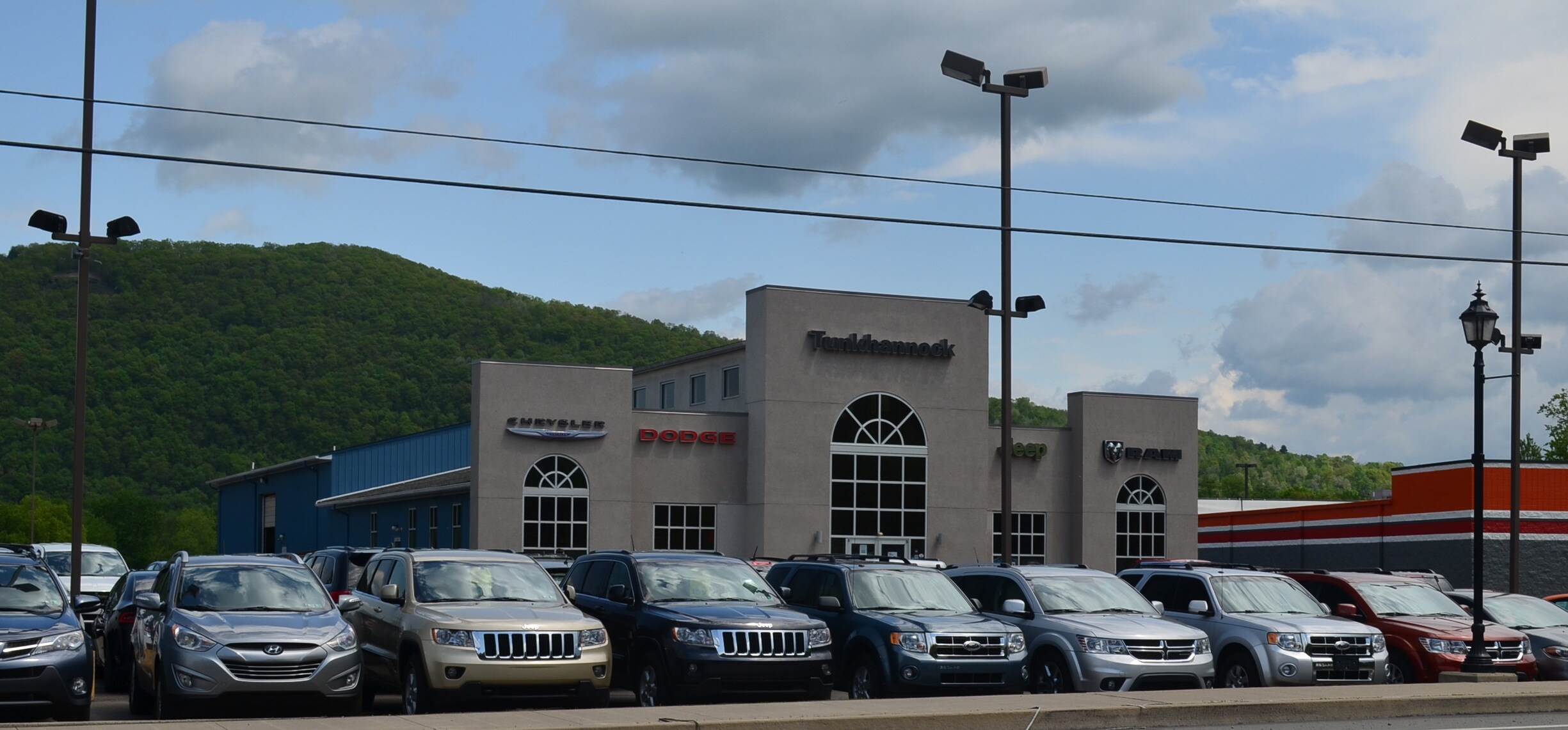 Tunkhannock Auto Mart PA Chrysler Dodge Ram & Jeep Dealer