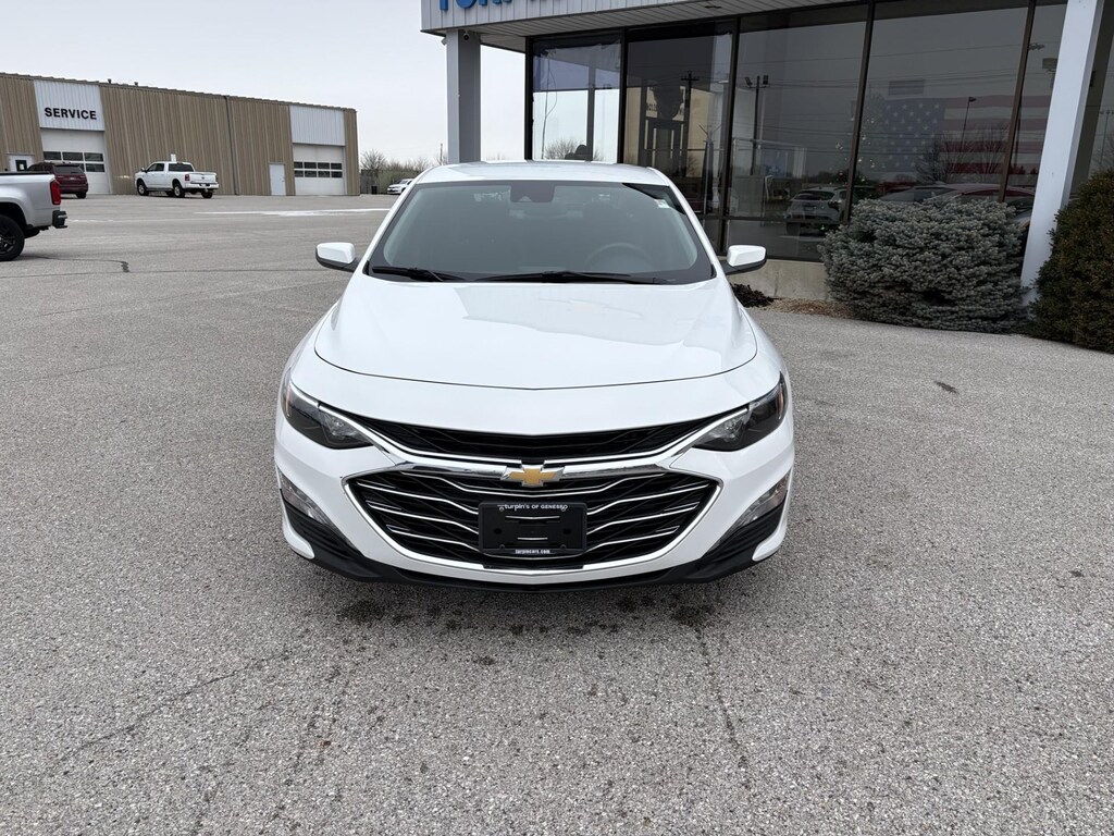 Used 2024 Chevrolet Malibu LT Sedan