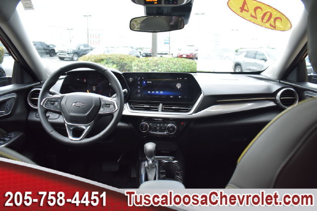 Used 2024 Chevrolet Trax Activ SUV