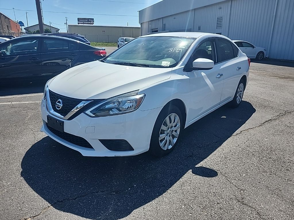 2016 Nissan Sentra S photo 2