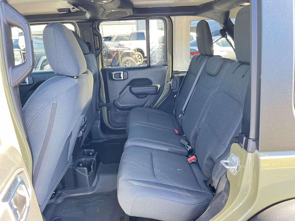 2026 Jeep Wrangler 4-Door Willys - Photo 24