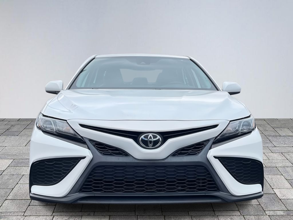 Used 2021 Toyota Camry SE Sedan