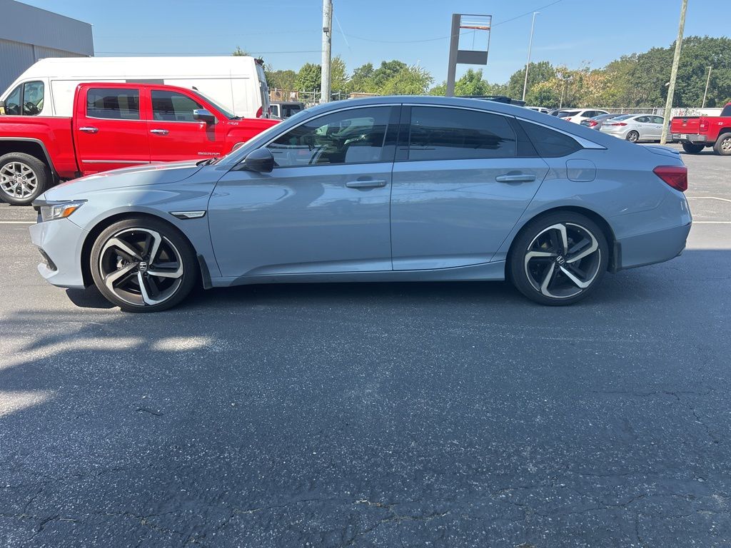 2022 Honda Accord Sport 2.0T photo 4