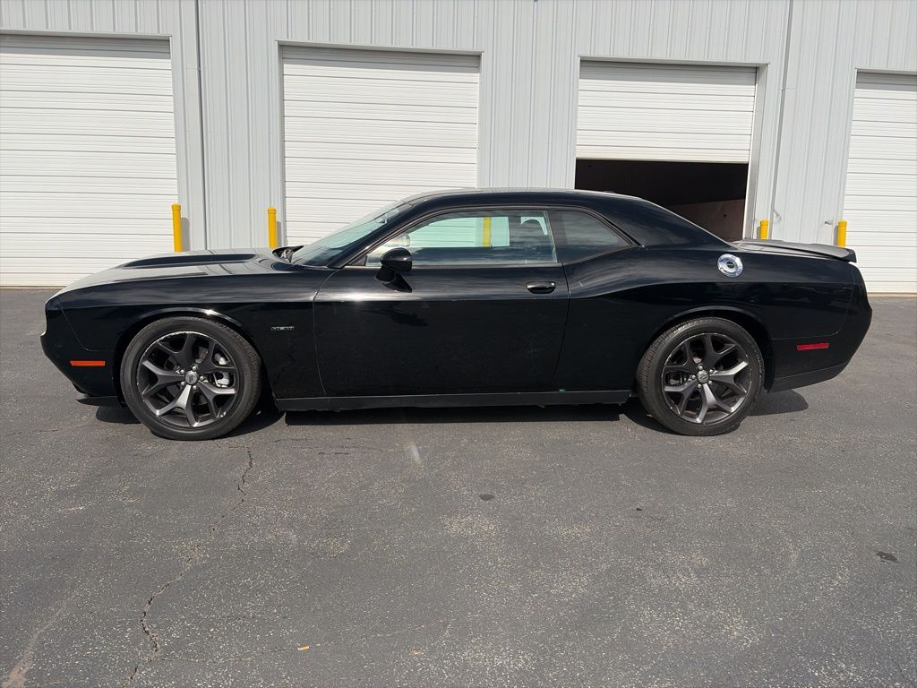 2019 Dodge Challenger R/T photo 4
