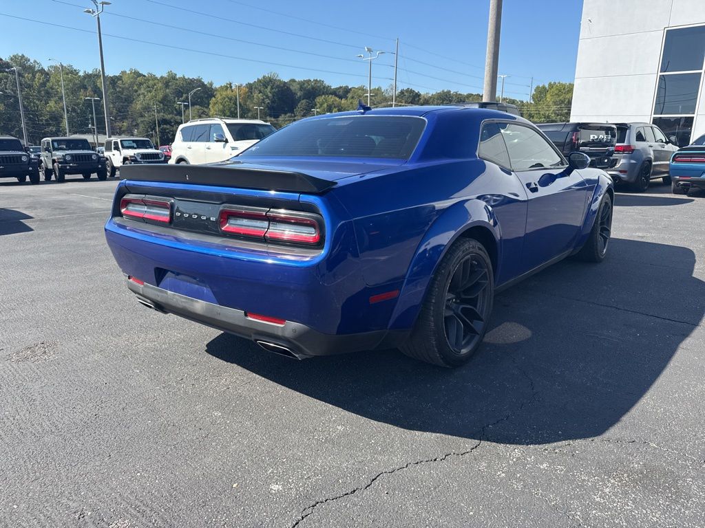 2019 Dodge Challenger R/T Scat Pack Widebody photo 4