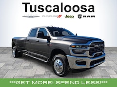 2026 Ram 3500 TRADESMAN CREW CAB 4X4 8' BOX Pickup