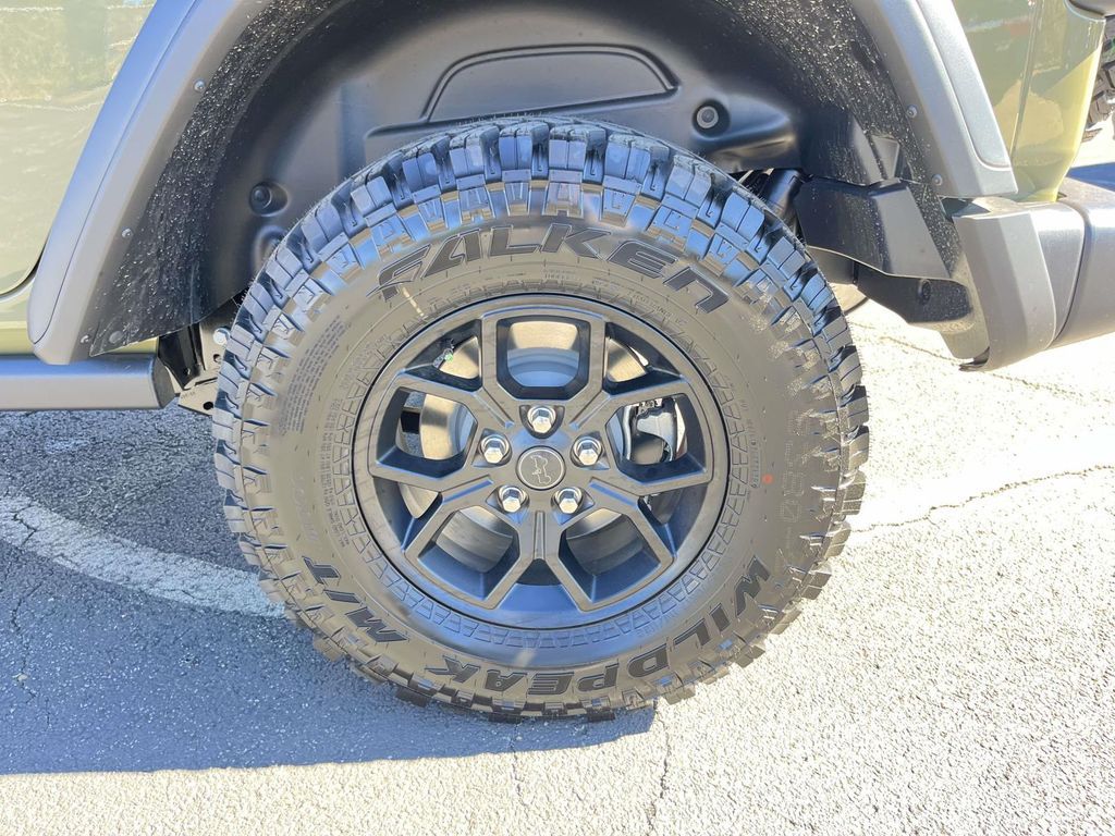 2026 Jeep Wrangler 4-Door Willys - Photo 10