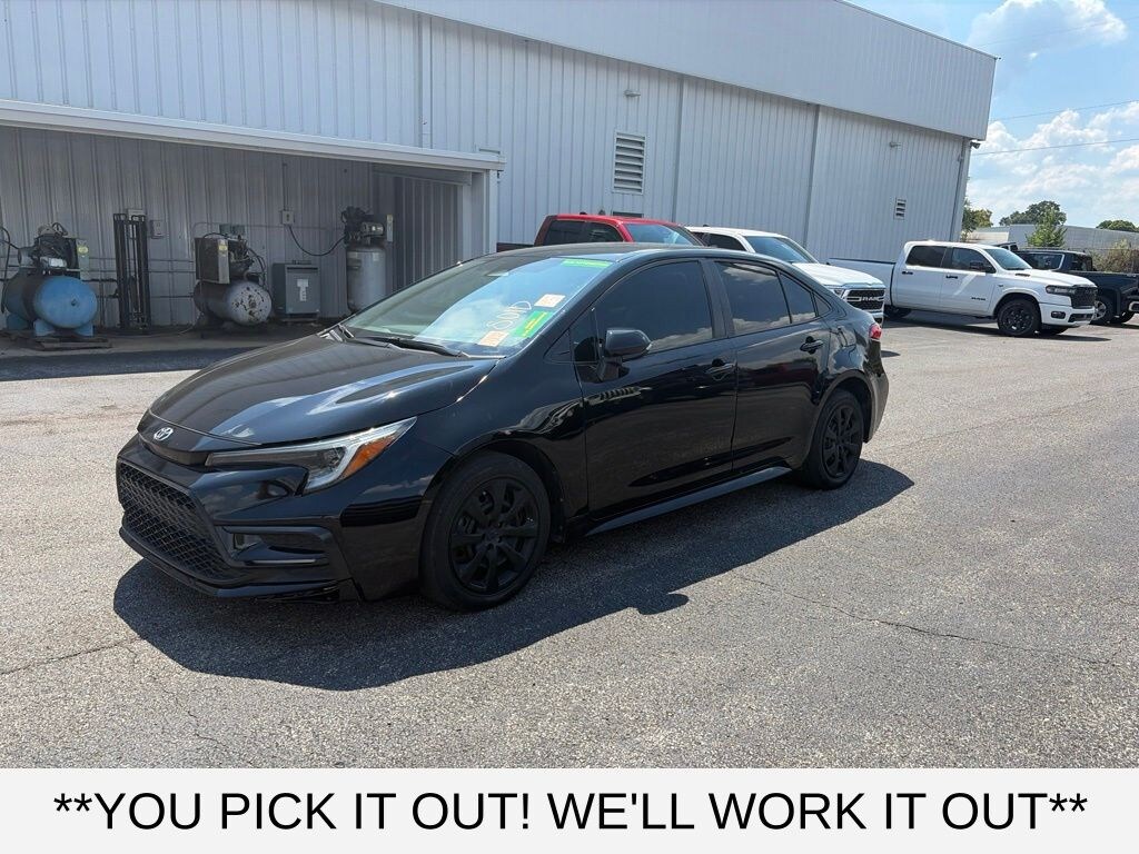 Used 2023 Toyota Corolla SE Sedan