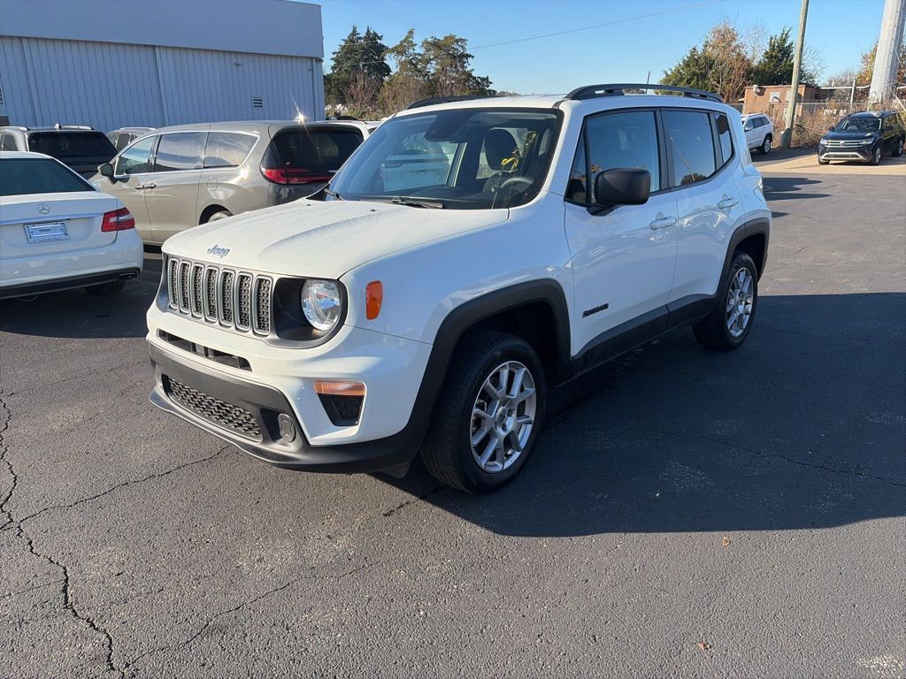 2022 Jeep Renegade Sport photo 3