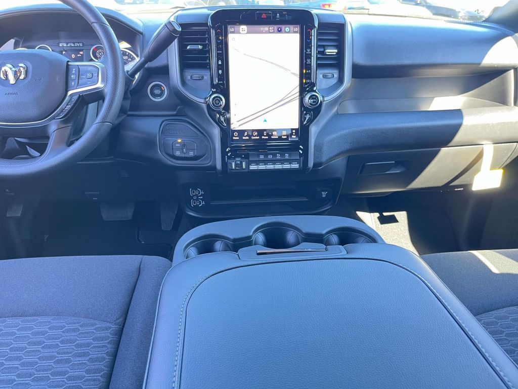 2026 RAM 2500 Tradesman - Photo 25