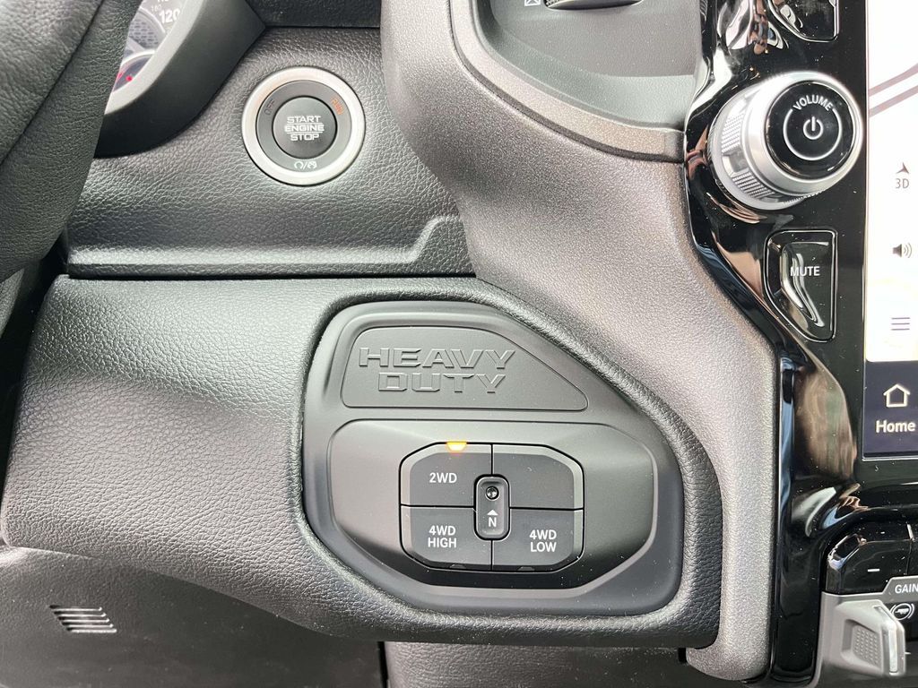 2026 RAM 3500 Tradesman - Photo 21