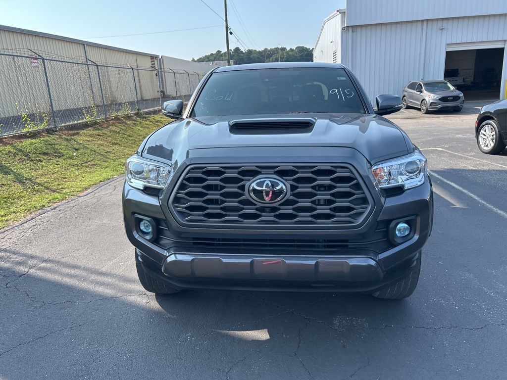 2023 Toyota Tacoma TRD Sport V6 photo 2