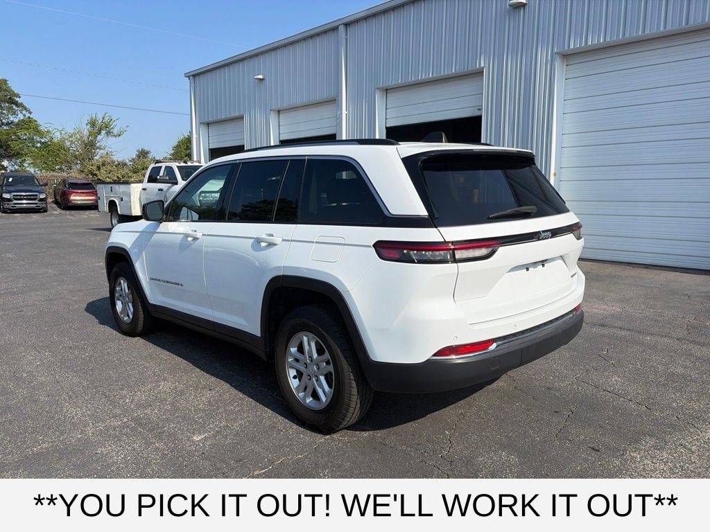Used 2023 Jeep Grand Cherokee Laredo SUV