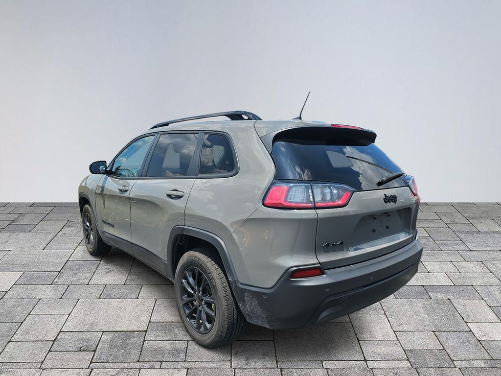 2023 Jeep Cherokee Altitude Lux photo 4