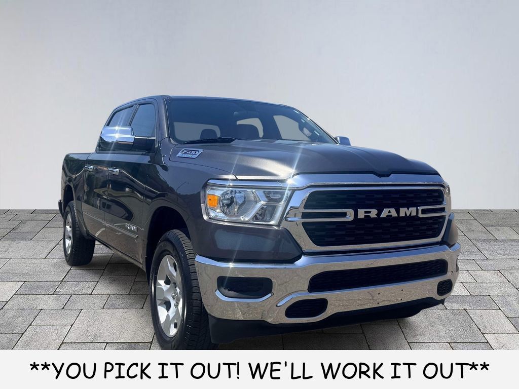 2023 RAM 1500 Big Horn/Lone Star 4x4 Crew Cab 5'7's photo