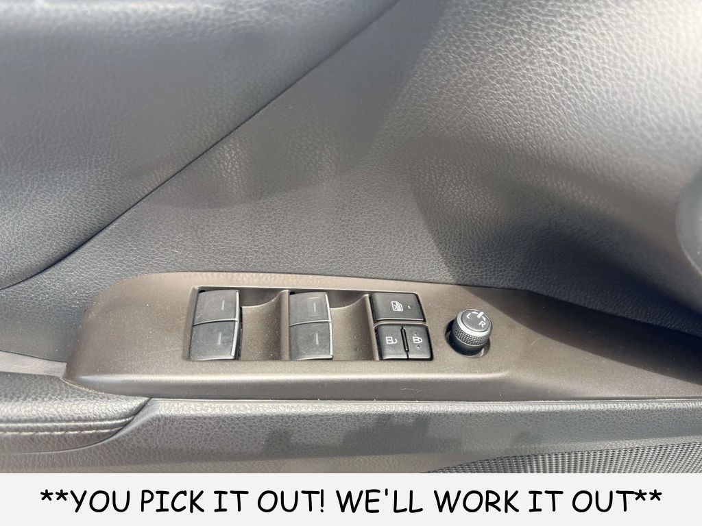 2023 Toyota Camry XSE - Photo 13