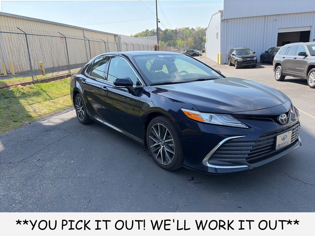 Used 2022 Toyota Camry XLE Sedan