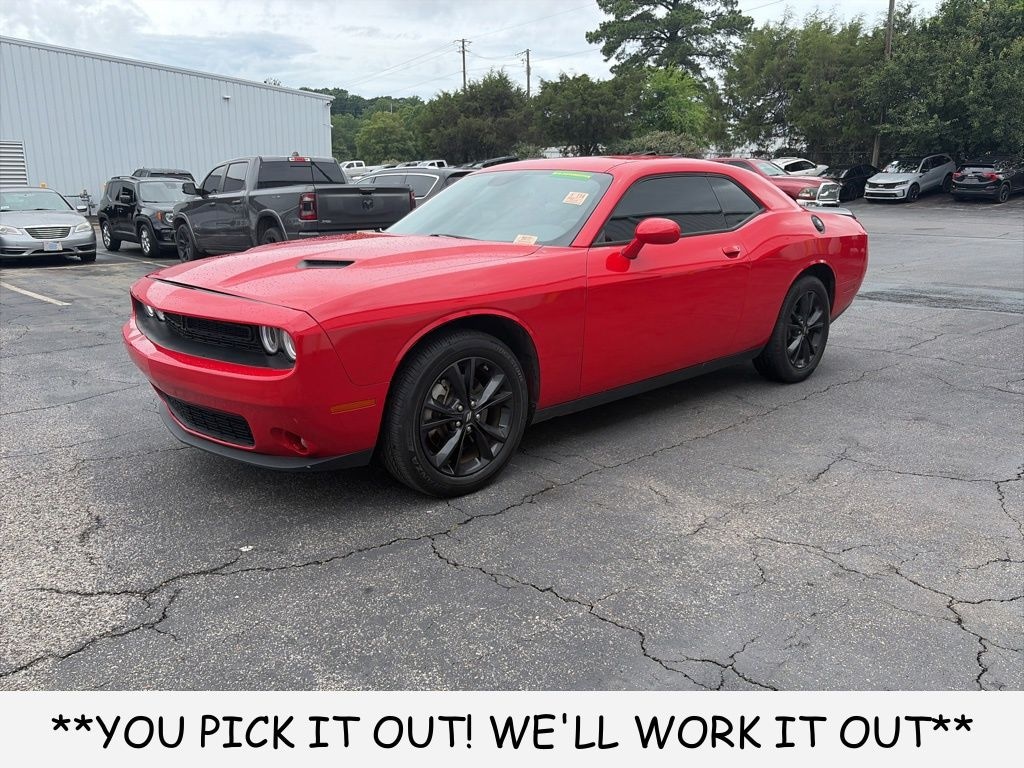 Used 2022 Dodge Challenger SXT Coupe