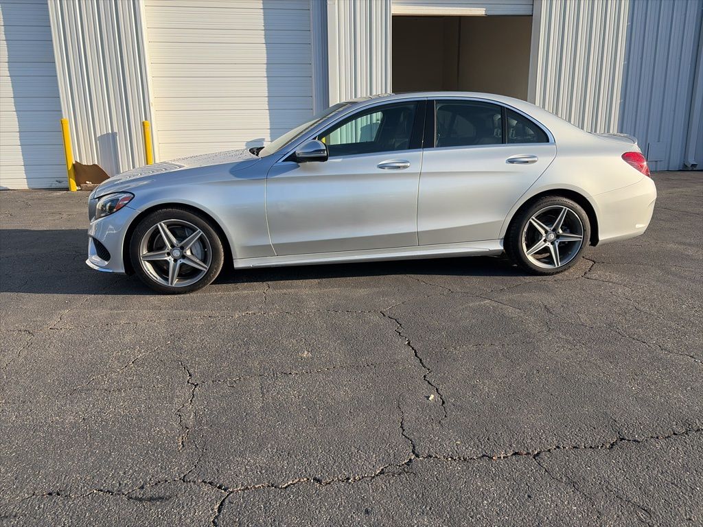 2016 Mercedes Benz C 300 4MATIC Sedan photo 4