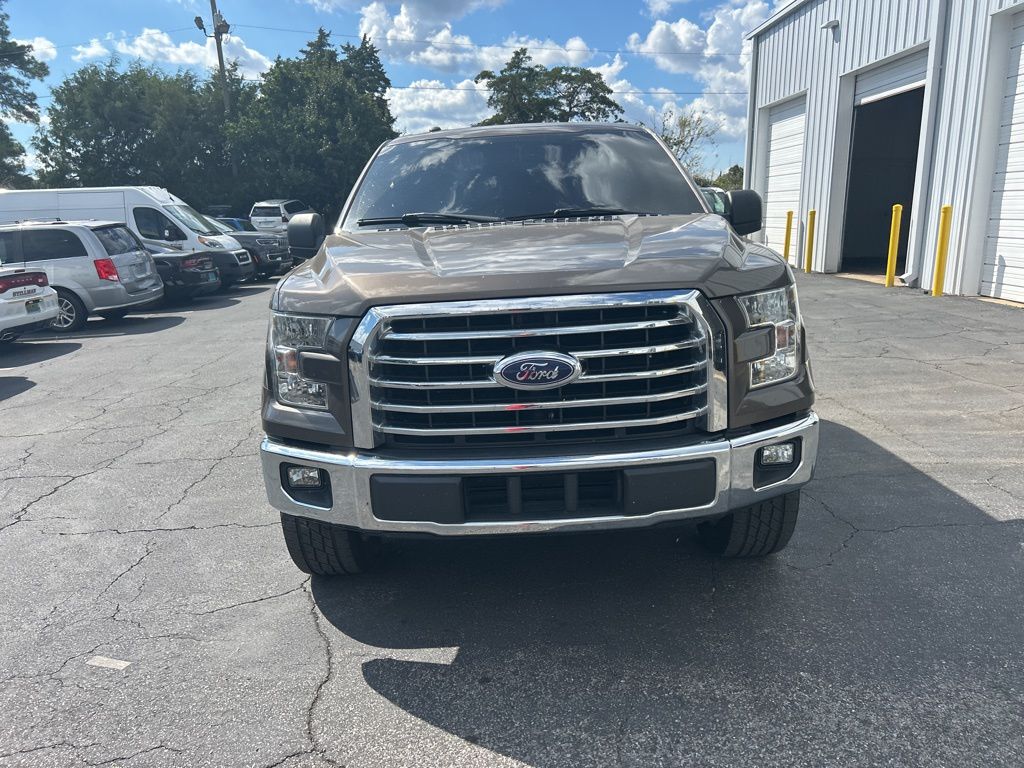 2016 Ford F-150 XLT photo 2