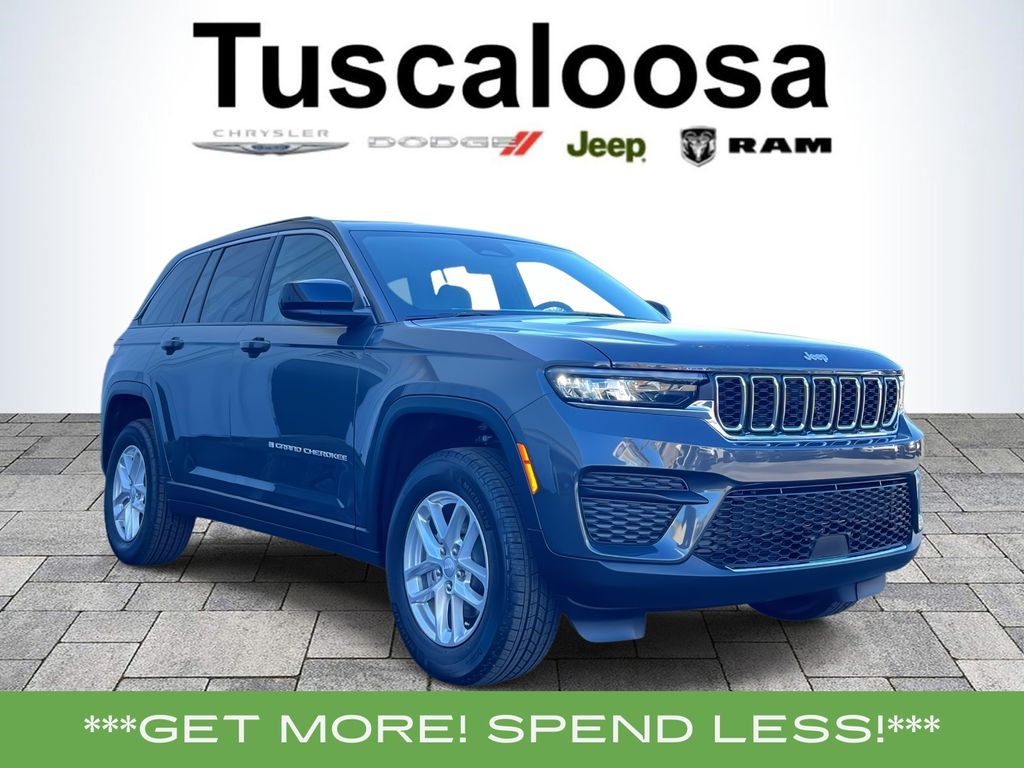 2025 Jeep Grand Cherokee Laredo's photo