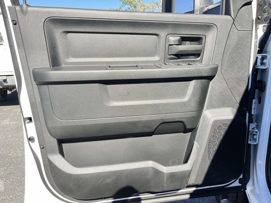 2026 RAM 2500 Tradesman - Photo 11