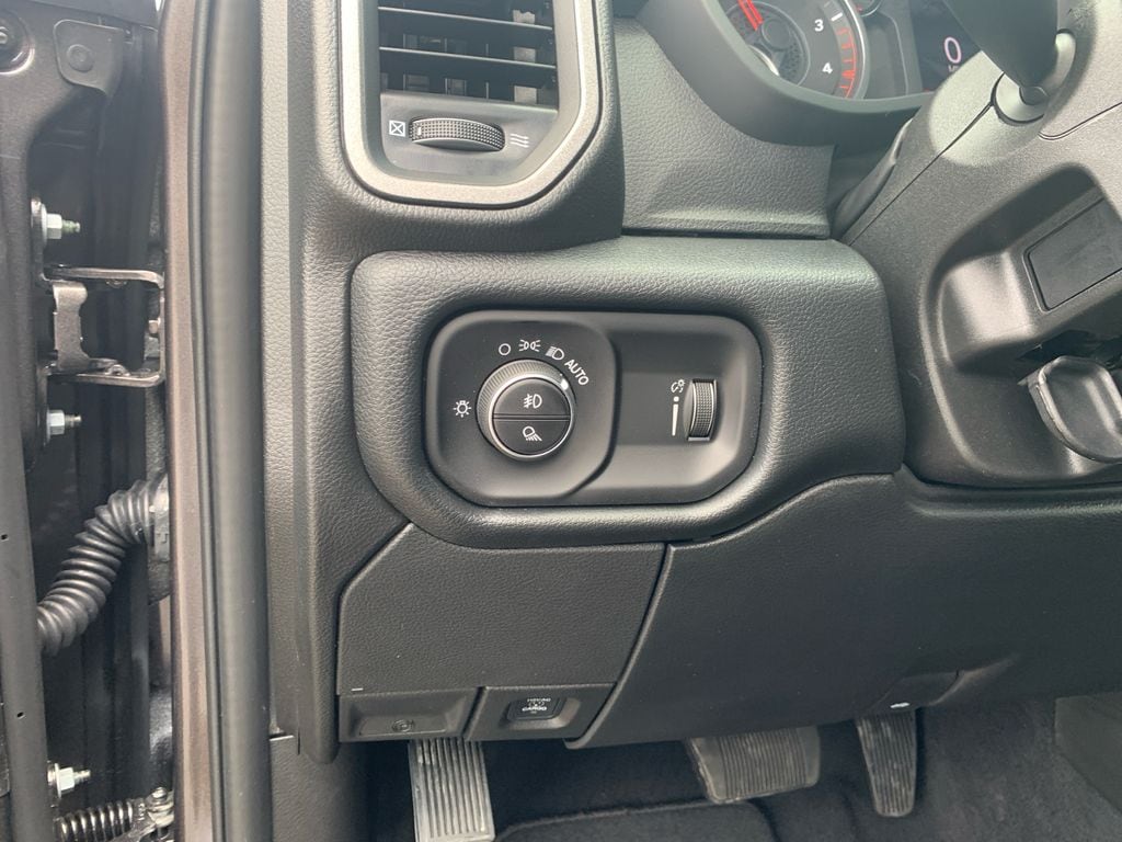 2026 RAM 3500 Tradesman - Photo 13
