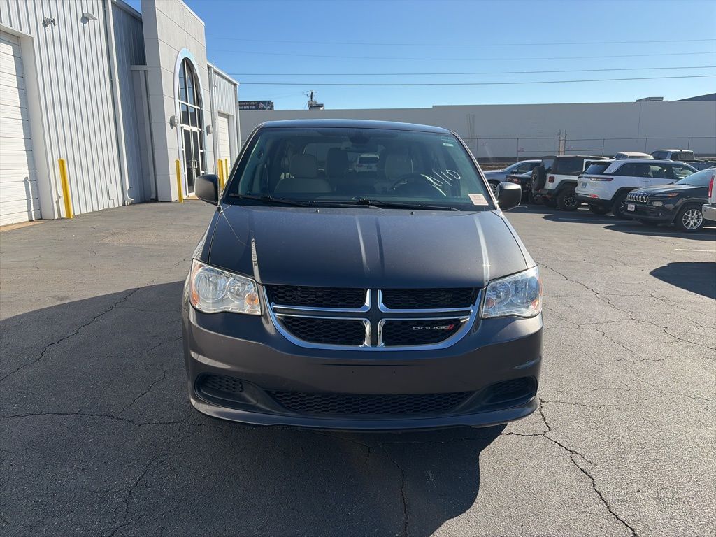 2019 Dodge Grand Caravan SE photo 2