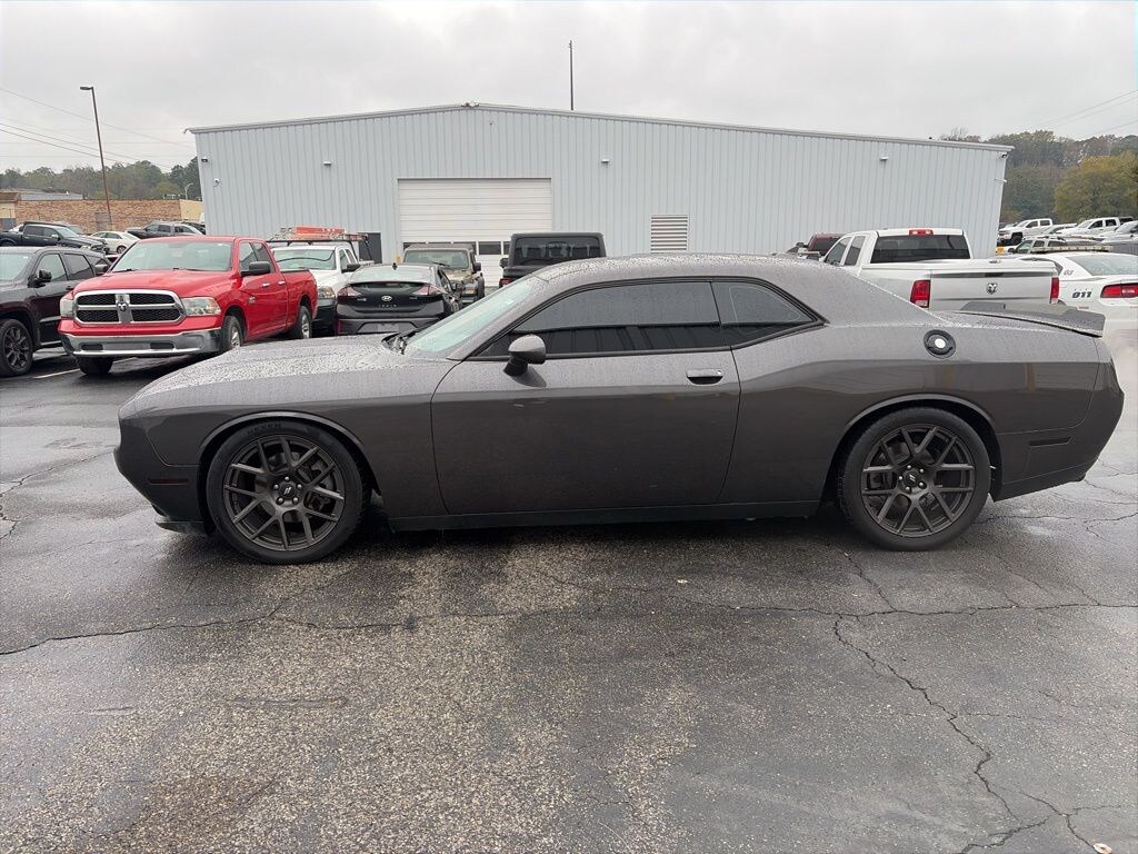 Used 2017 Dodge Challenger R/T Coupe