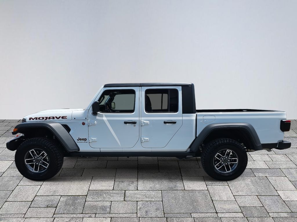2024 Jeep Gladiator Mojave photo 4