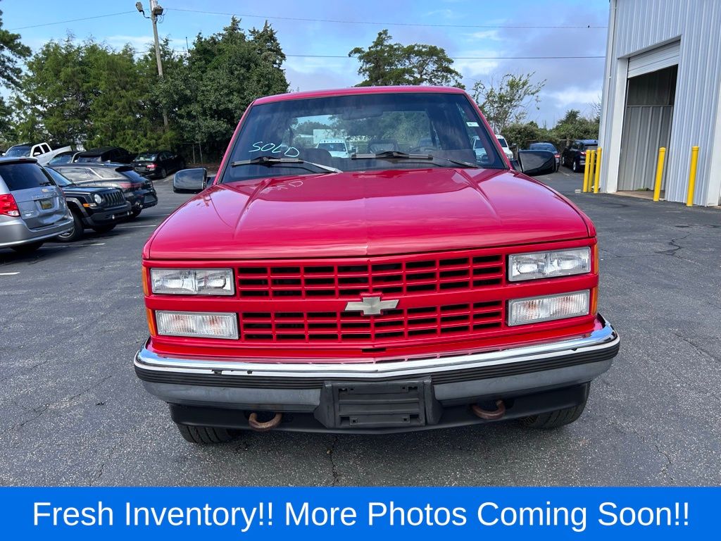 1991 Chevrolet Silverado photo 2