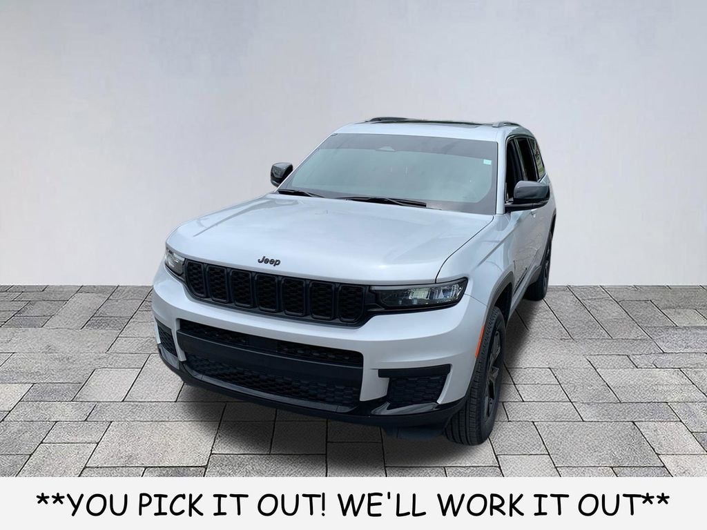 Used 2024 Jeep Grand Cherokee L Laredo SUV