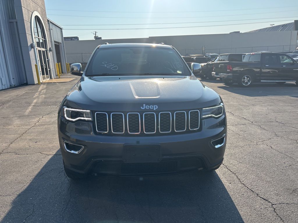 2020 Jeep Grand Cherokee Limited photo 2
