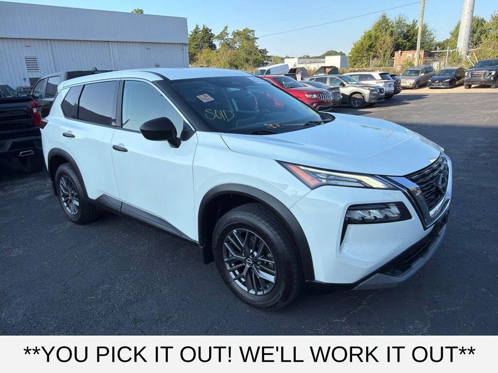 Used 2022 Nissan Rogue S SUV