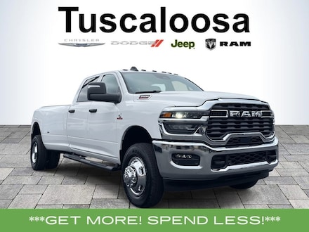 2026 Ram 3500 TRADESMAN CREW CAB 4X4 8' BOX Pickup