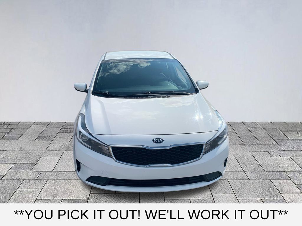 Used 2017 Kia Forte LX with VIN 3KPFK4A76HE078180 for sale in Tuscaloosa, AL