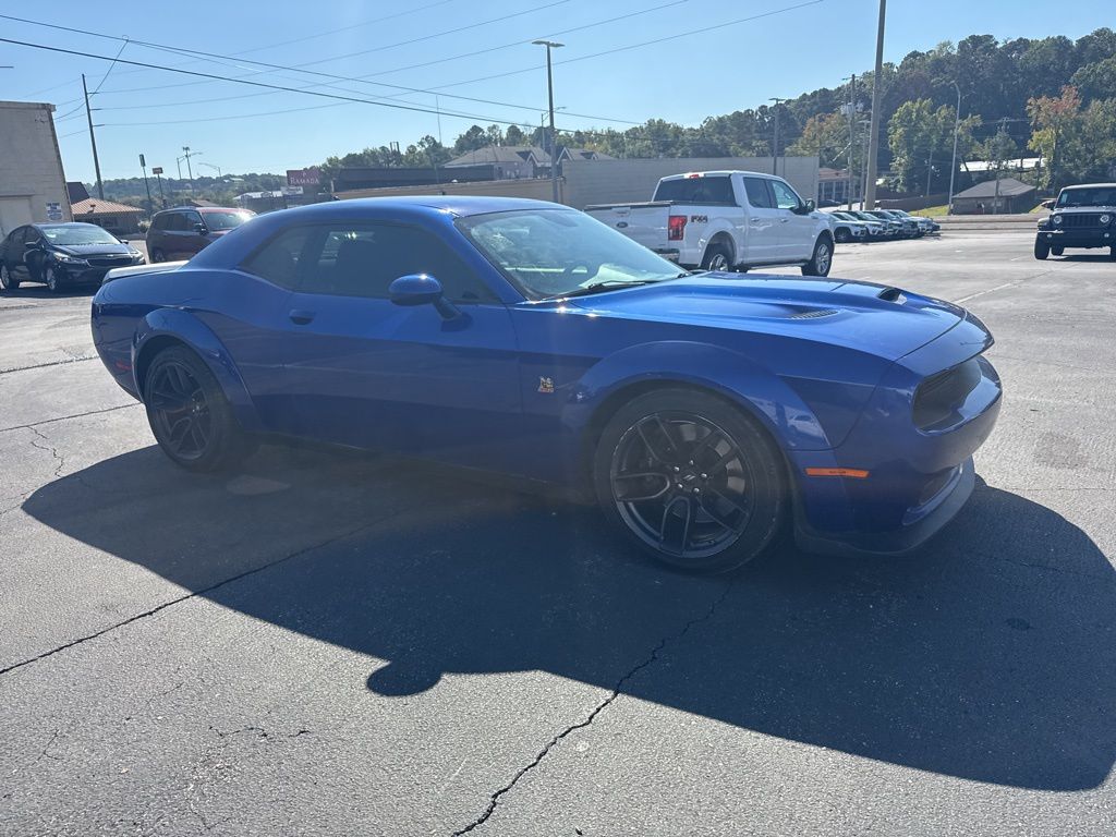 2019 Dodge Challenger R/T Scat Pack Widebody photo 2
