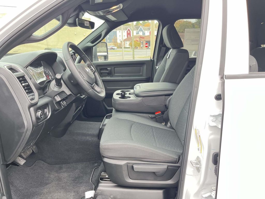 2026 RAM 3500 Tradesman - Photo 22